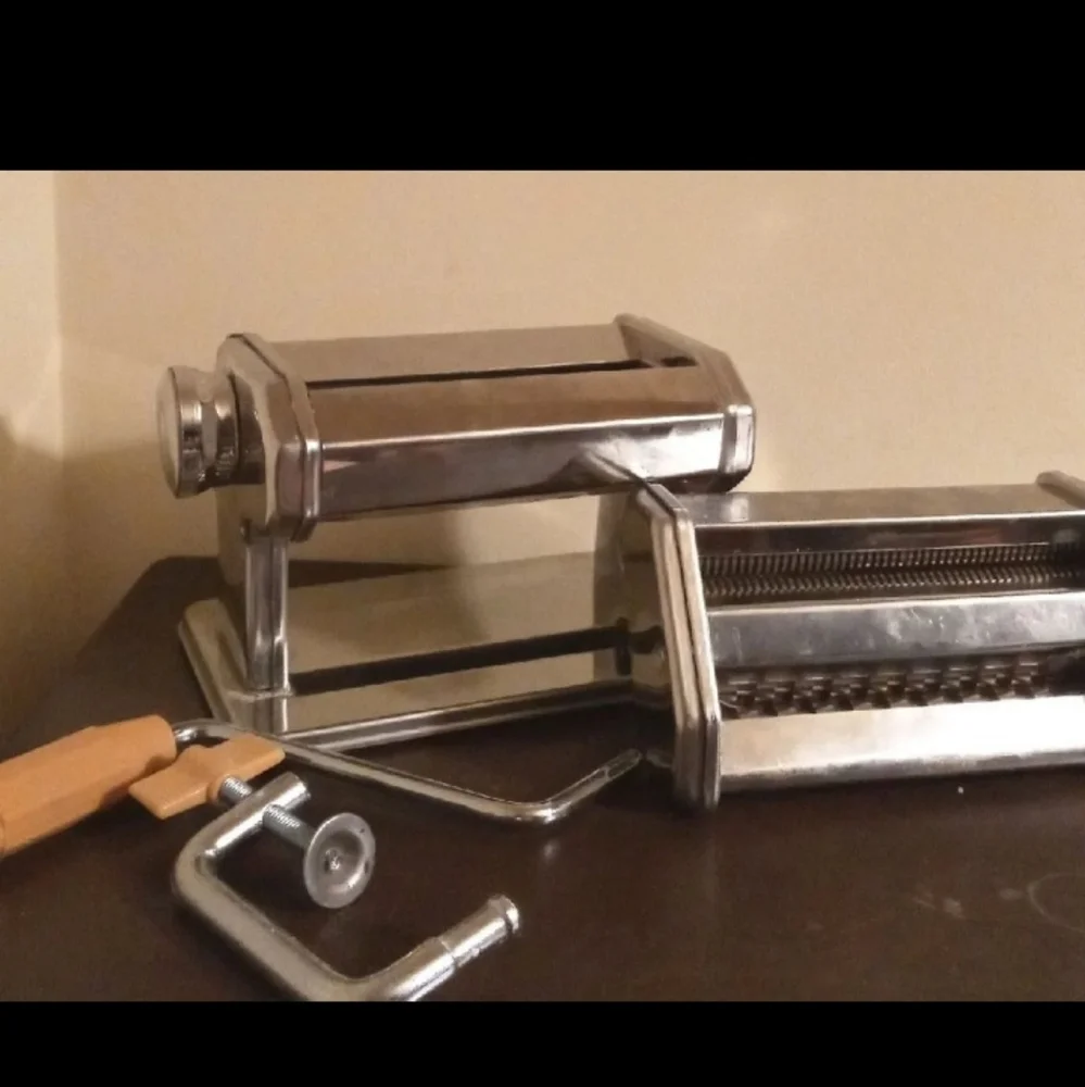 My Perfect Kitchen Pasta Machine - Picture 2 of 6